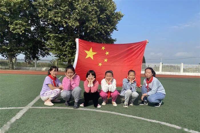 战争结束时,心存善念的德军少尉放了犹太女孩,他的结局如何?